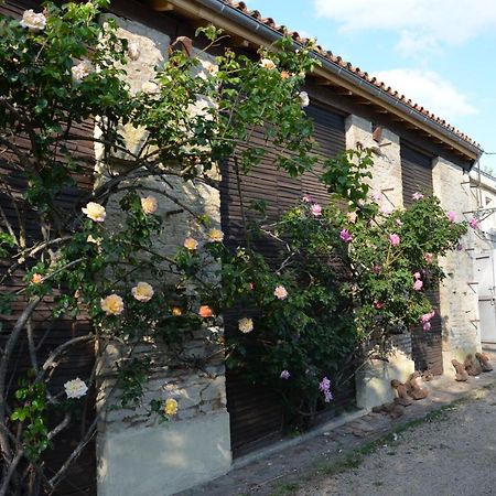 La Maison Des Herons Le Vanneau-Irleau Kültér fotó